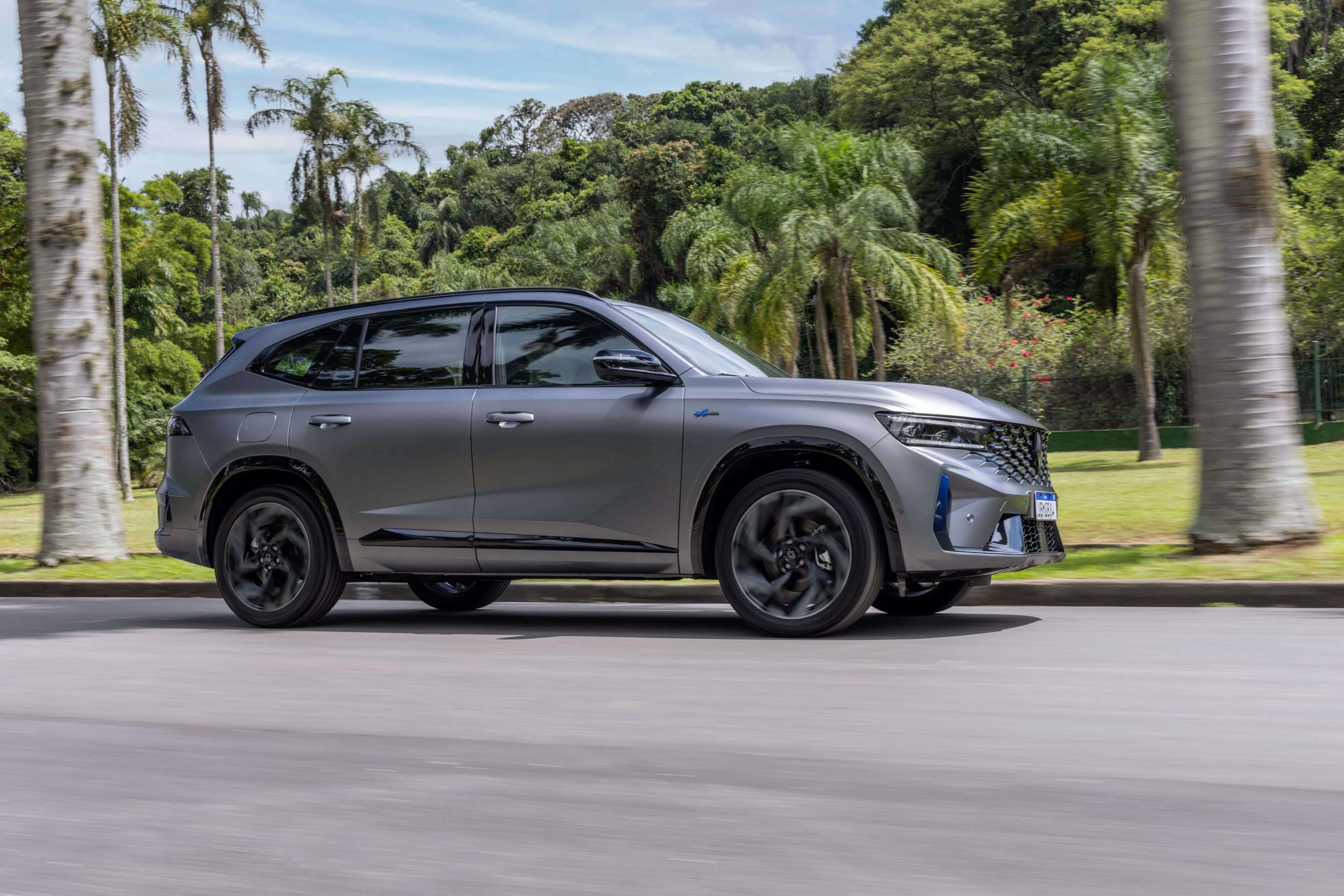 Renault abre pré-venda de SUV híbrido por R$ 289 mil 