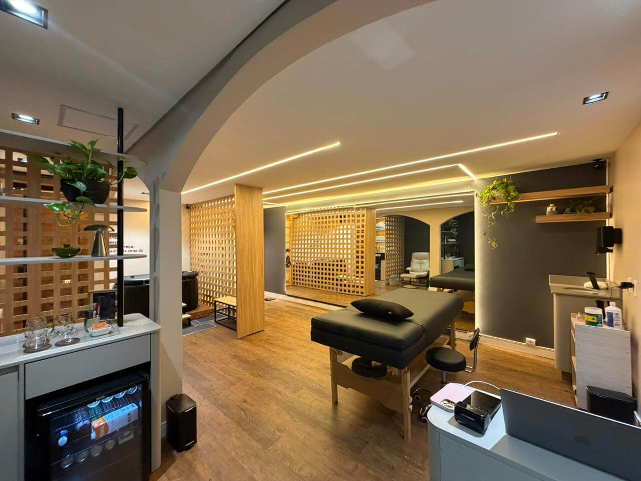 Studio Remo aposta em recovery com banheira de gelo, sauna e massagem