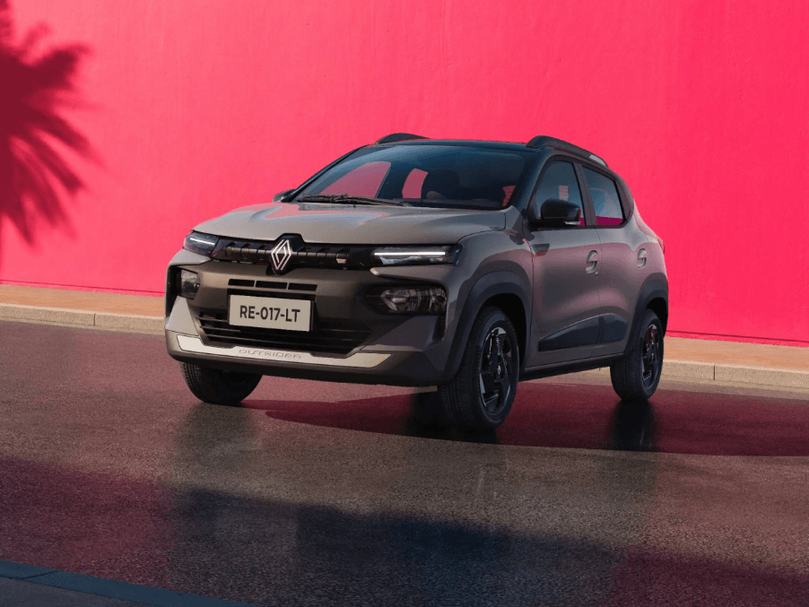 Kwid fica até R$ 11,7 mil mais barato; veja os novos preços
