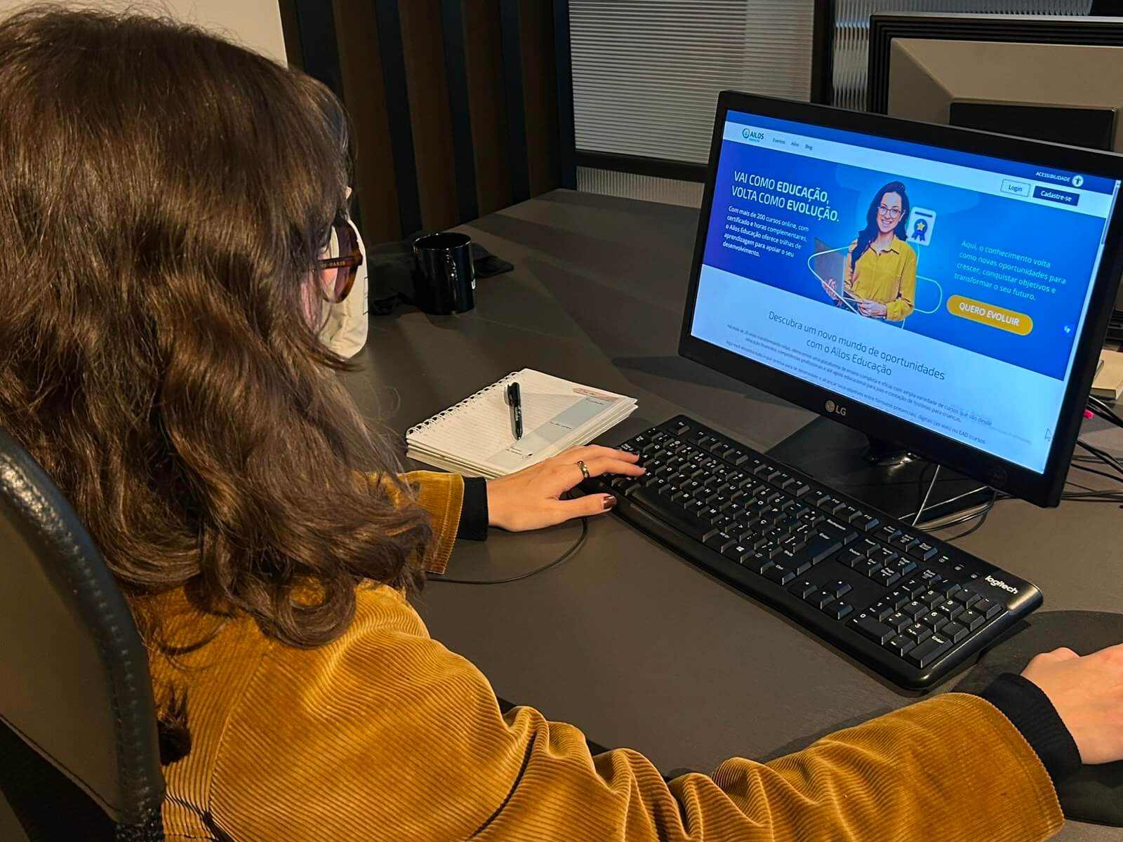 Cooperativa oferece mais de 200 cursos gratuitos com certificado