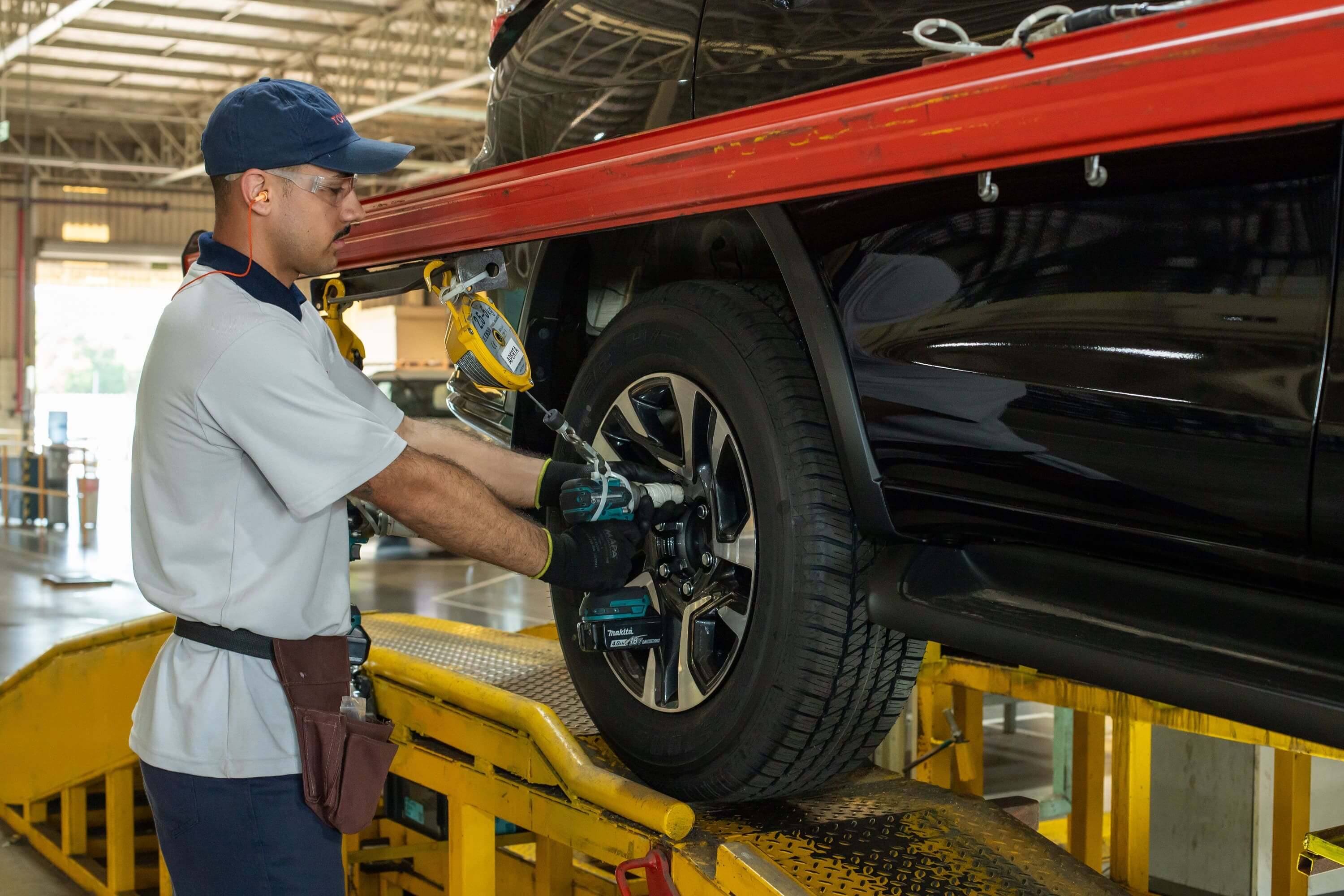 Toyota volta à produção no Brasil em novembro