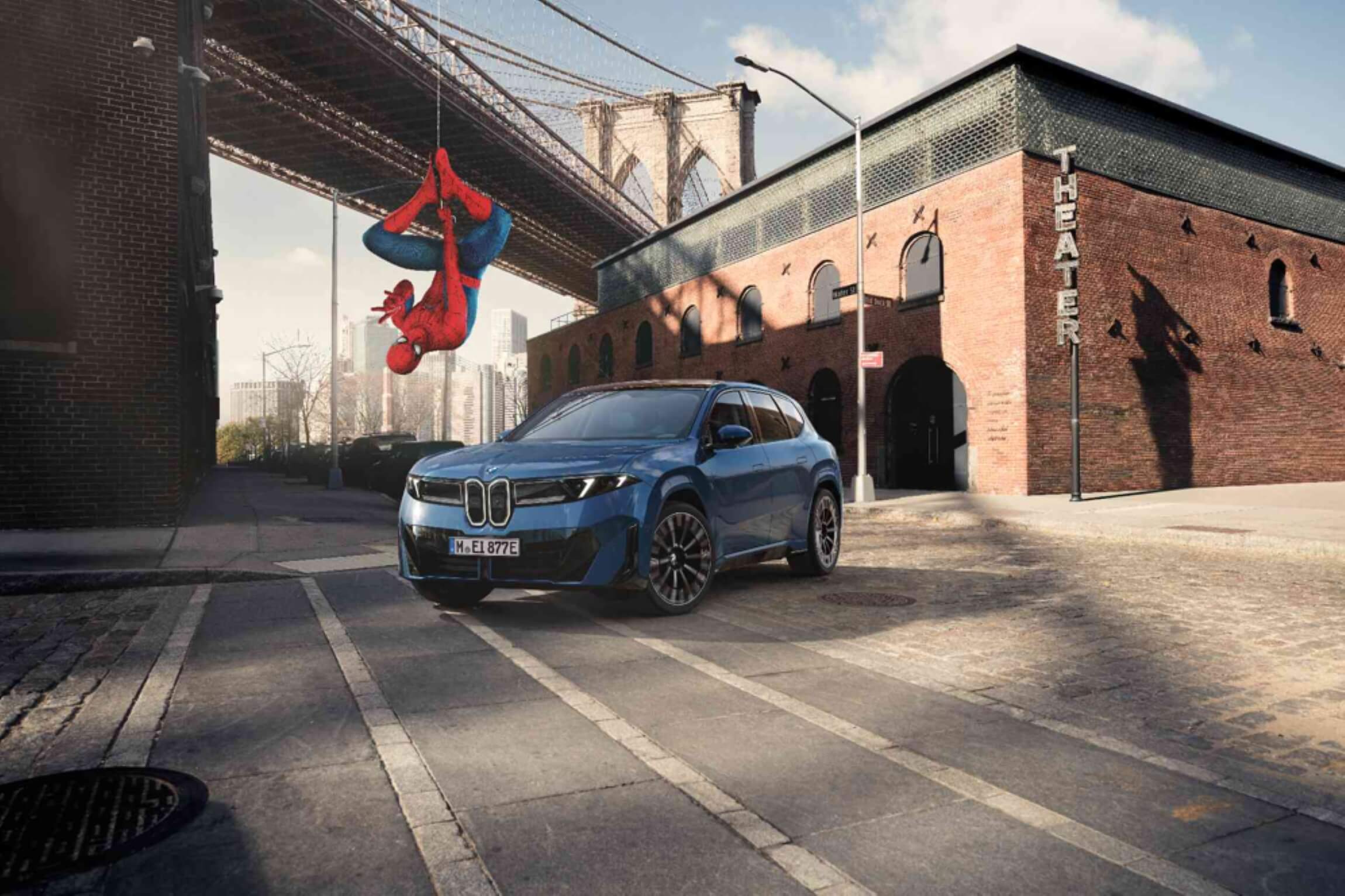 BMW elétrico vira estrela no novo filme do Homem-Aranha