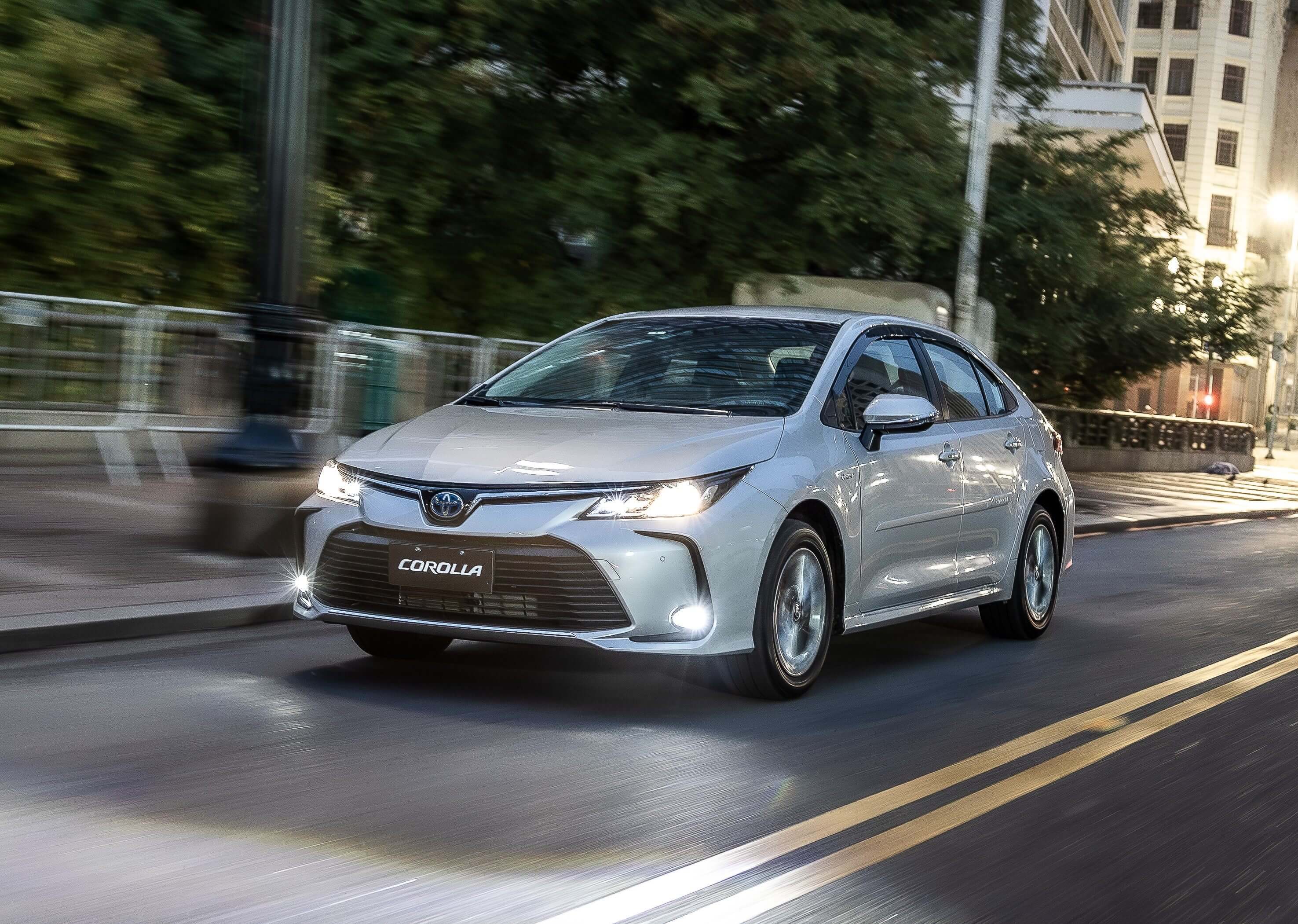 Toyota Corolla volta às lojas a partir de R$ 178.990